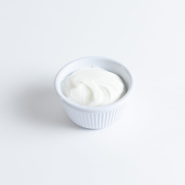Scoop Sour Cream (2oz).